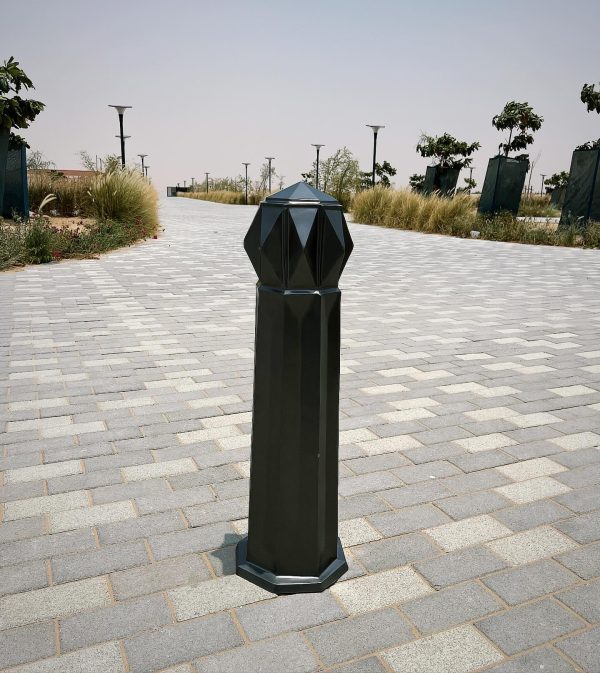 CAST ALUMINIUM BOLLARD - Image 3